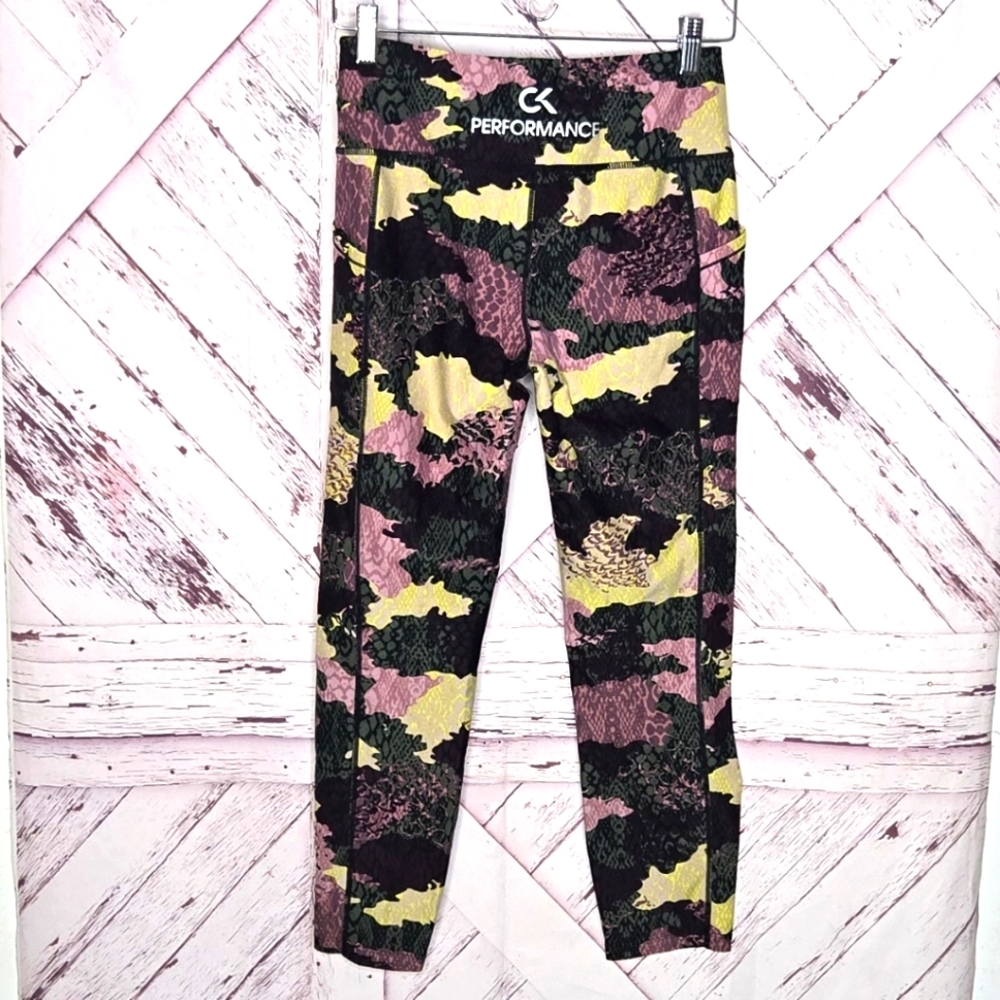 Calvin Klein Performance Floral Abstract Cropped Legging - Picture 2 of 3